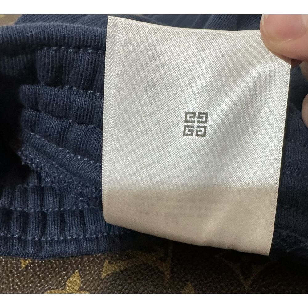 Givenchy Paris Logo Sweat Shorts Navy Cotton Designer Shorts NWT Size L - NWT - Picture 6 of 9